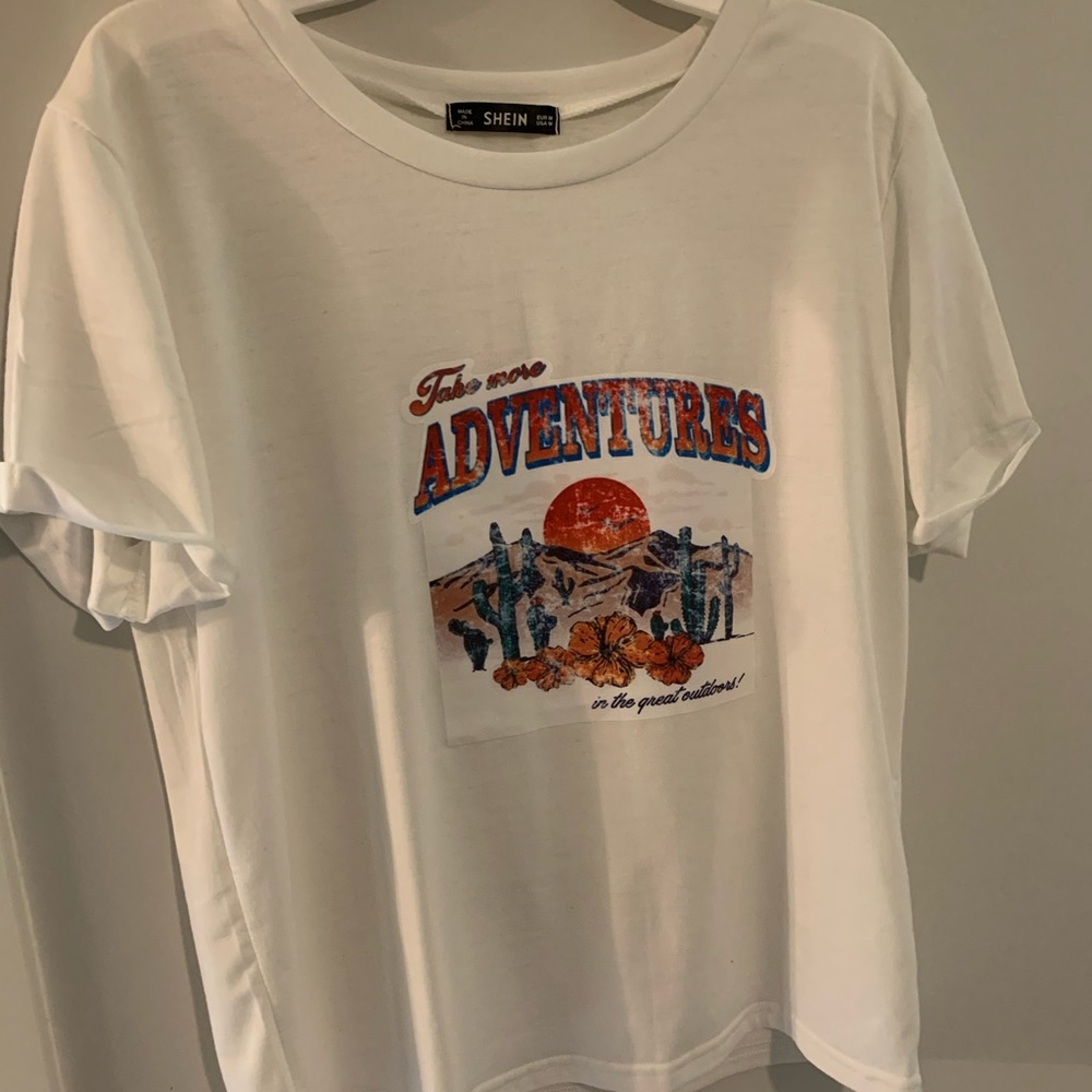 Graphic t shirt